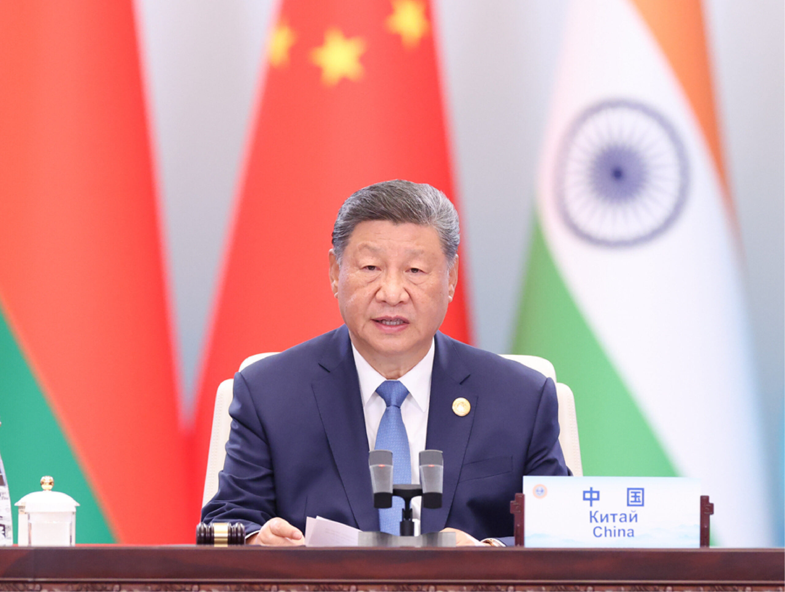 Reunião "Organização de Cooperação de Xangai Plus" foi realizada no Centro de Convenções e Exposições Meijiang, em Tianjin. O presidente Xi Jinping presidiu a reunião e proferiu um importante discurso intitulado "Consolidando a Força da OCS para Aprimorar a Governança Global". (Foto de Huang Jingwen, repórter da Agência de Notícias Xinhua)