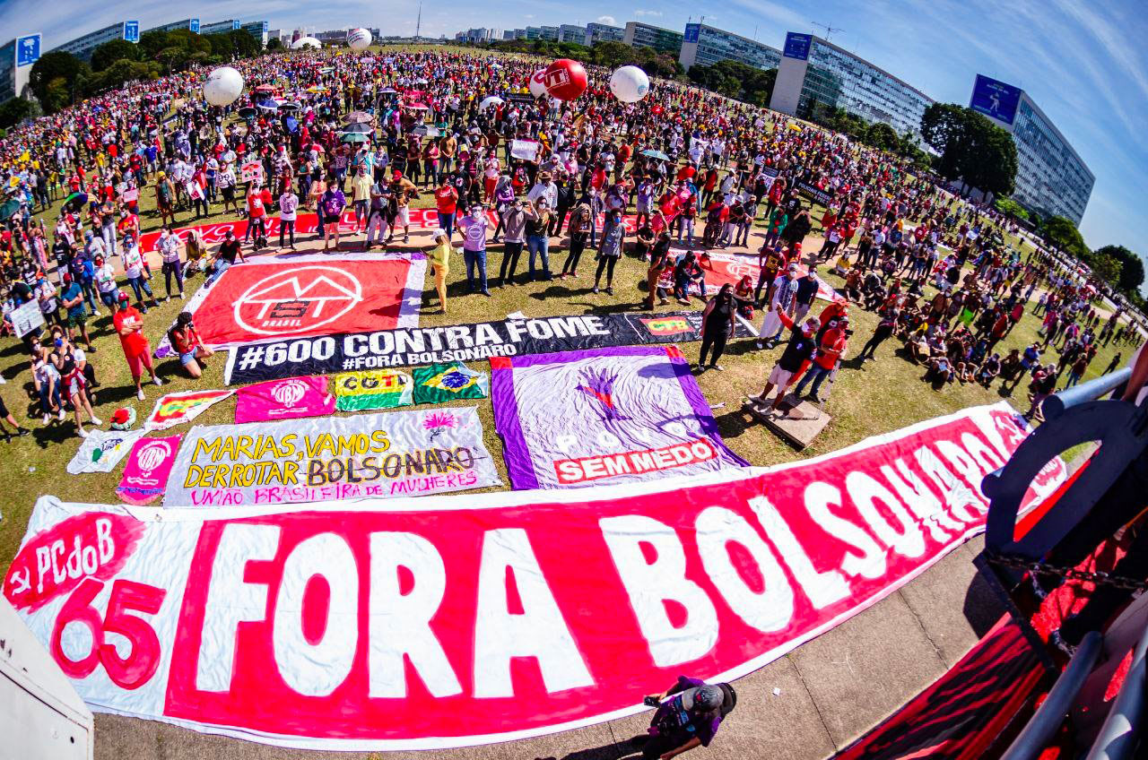 Em defesa da vida, o povo grita: “Fora, Bolsonaro”