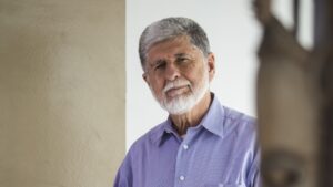 Amorim: crítica ao neoliberalismo