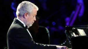 Morre Nelson Freire