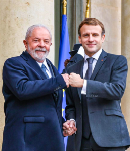 Lula: hora de reatar laços com os países