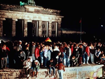 A semana na História: do Estado Novo à queda do Muro de Berlim
