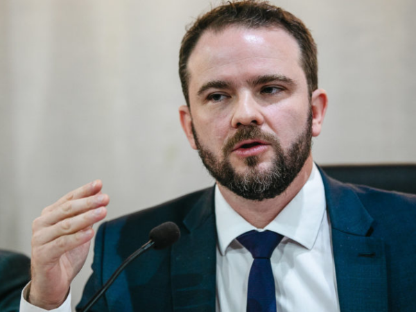 Governo pretende propor taxação das big techs neste semestre