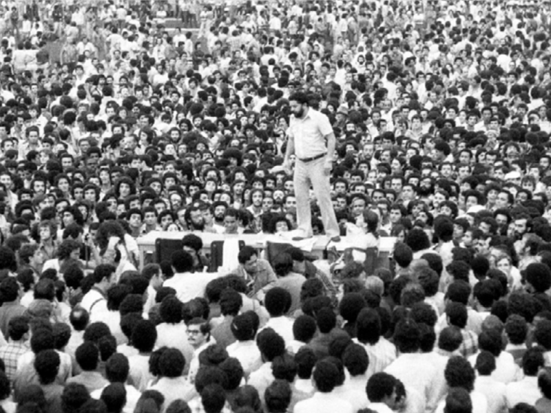 Lula com competência, carisma e solidez, por Alberto Cantalice