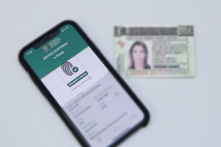 Justiça Eleitoral oferece aplicativos para facilitar a vida do eleitor