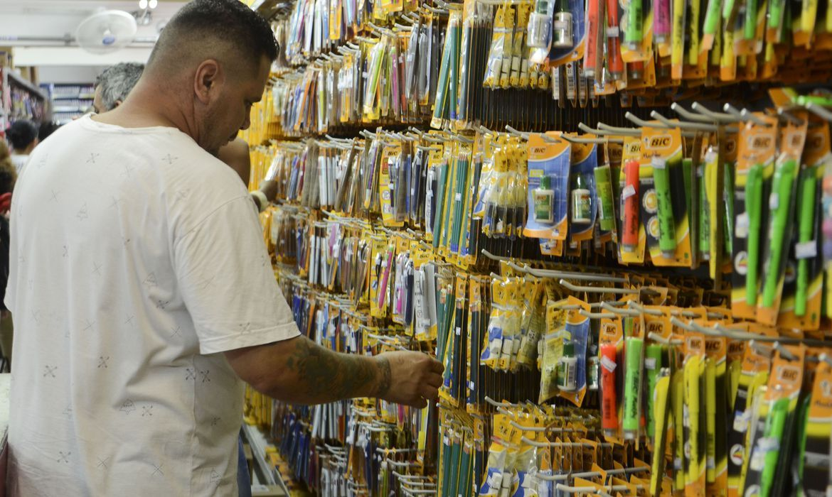Rumo certo: confiança do consumidor atinge maior nível em dez anos  