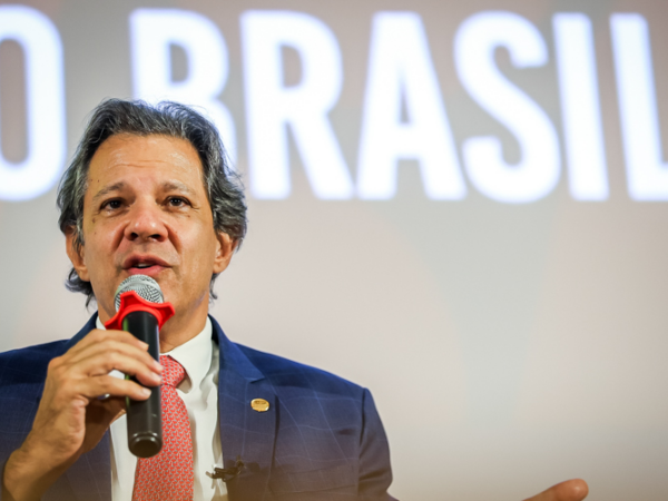 Haddad apresenta 25 metas econômicas do governo Lula para 2025-2026