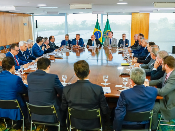 Governo aposta em pacote para conter inflação de alimentos