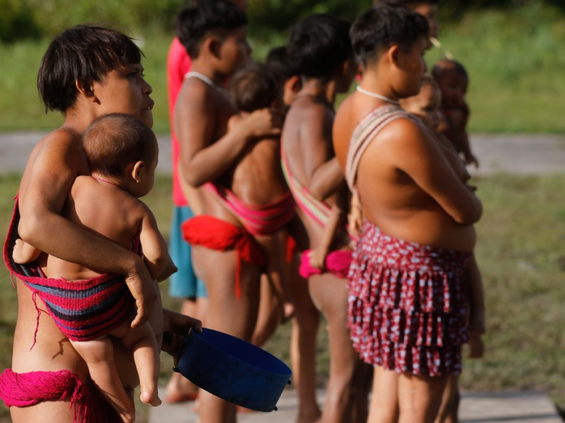 Assistência ampliada reduz mortes entre os Yanomami em 2024