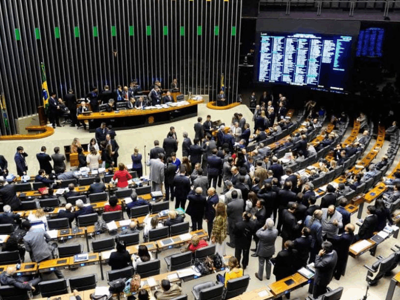 O parlamento sequestra o orçamento e constrange o presidencialismo, por Alberto Cantalice
