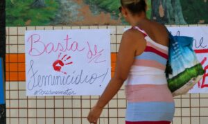 Feminicídio invisível e impunidade institucional nas chacinas