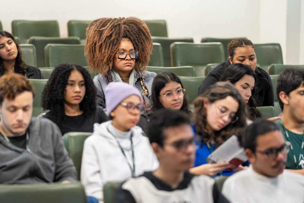 Primeiro debate do ciclo “Memória da luta antirracista”, do CSBH, é realizado na Unifesp Primeiro debate do ciclo “Memória da luta antirracista”, do CSBH, é realizado na Unifesp