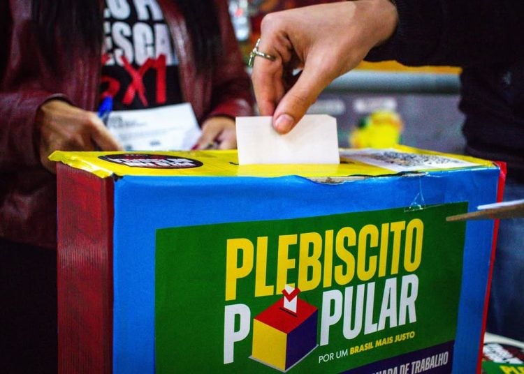 “É um tema que está na boca do povo”, diz militante sobre campanha do Plebiscito Popular “É um tema que está na boca do povo”, diz militante sobre campanha do Plebiscito Popular