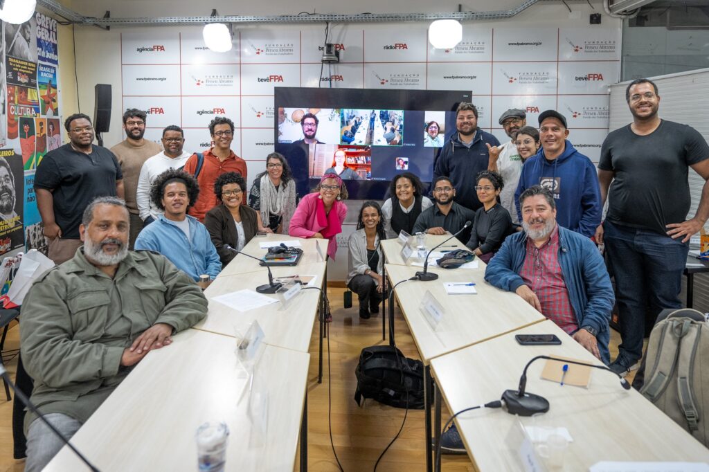 Debate reúne especialistas e dirigentes do PT para discutir chacinas e política de drogas Debate reúne especialistas e dirigentes do PT para discutir chacinas e política de drogas