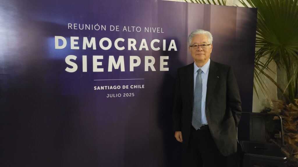 Em Santiago, Lula chama super-ricos à responsabilidade democrática Em Santiago, Lula chama super-ricos à responsabilidade democrática