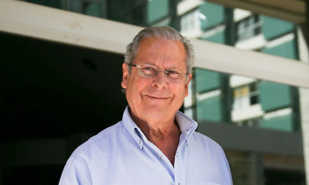 “Precisamos recuperar nossa autonomia e voltar a falar com o povo”, afirma Zé Dirceu “Precisamos recuperar nossa autonomia e voltar a falar com o povo”, afirma Zé Dirceu