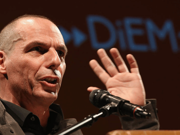 Tecnofeudalismo global: “O capital foi tão triunfante que matou o capitalismo”, diz Yanis Varoufakis