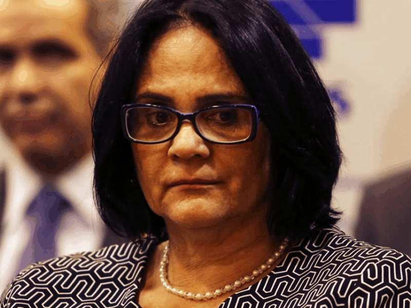 ECA 35 anos: audiência esvaziada vira palanque de Damares para educação em casa e trabalho infantil