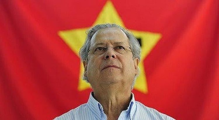 “Precisamos recuperar nossa autonomia e voltar a falar com o povo”, afirma Zé Dirceu