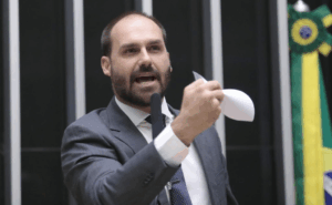 “Trabalho para que não haja diálogo”: os esforços de Eduardo Bolsonaro contra  o Brasil nos EUA
