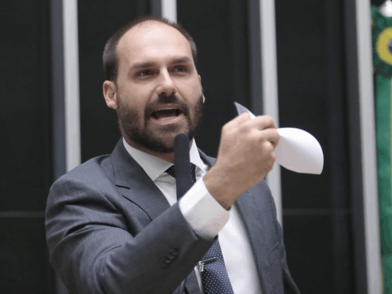“Trabalho para que não haja diálogo”: os esforços de Eduardo Bolsonaro contra  o Brasil nos EUA