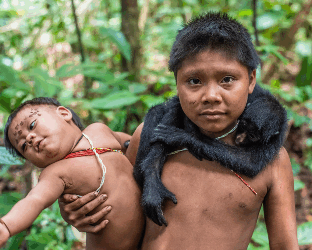 The Guardian revela atuação de grupos evangélicos em áreas indígenas protegidas da Amazônia