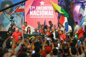 17º Encontro Nacional do PT reúne militância, aprova tese e fortalece unidade partidária