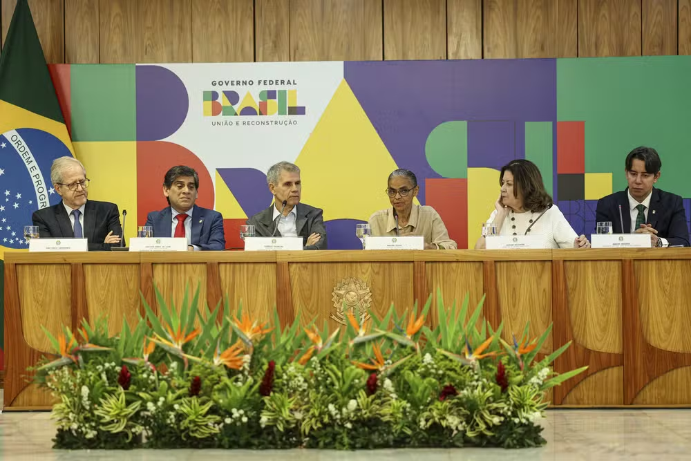 Vetos de Lula ao PL do licenciamento reforçam proteção ambiental e segurança jurídica; governo envia projeto ao Congresso Vetos de Lula ao PL do licenciamento reforçam proteção ambiental e segurança jurídica; governo envia projeto ao Congresso