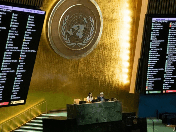 “Conferência Internacional de Alto Nível para a Resolução Pacífica da Questão da Palestina e a Implementação da Solução de Dois Estados”, coordenada por França e Arábia Saudita