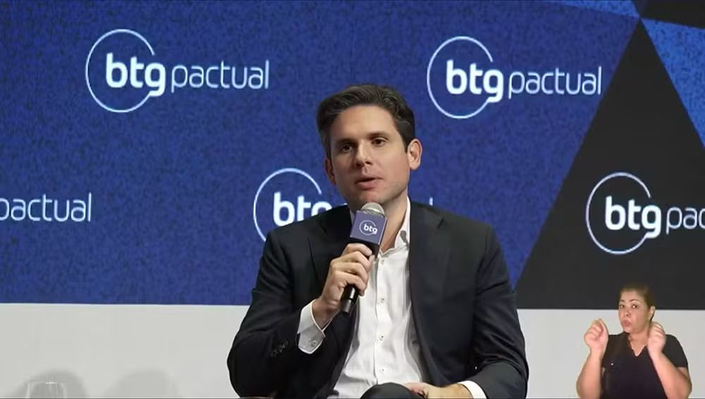Esquerda nas ruas faz Câmara recuar e Motta classifica pautas da Anistia e da Blindagem como “tóxicas” 