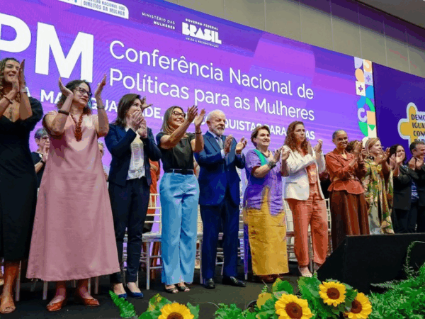 “Não há democracia plena sem a voz das mulheres”, diz Lula na 5ª Conferência Nacional de Políticas para as Mulheres