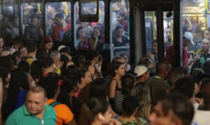 Governo federal estuda tarifa zero no transporte público  