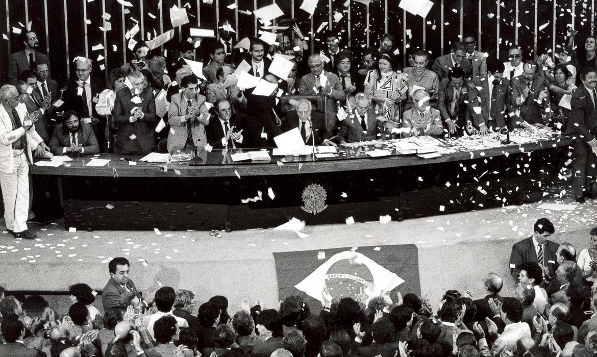 Constituição Federal de 1988 chega aos 37 anos como uma das mais modernas do mundo