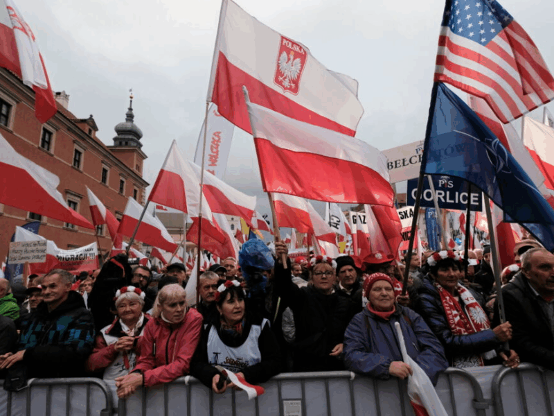 A semana no mundo: protestos, eleições e instabilidade política na Europa