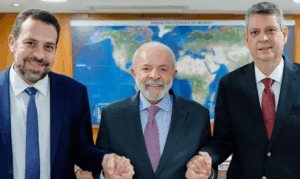 “Boulos é o novo ministro da Secretaria-Geral”, anuncia Lula e reforça laços com os movimentos sociais