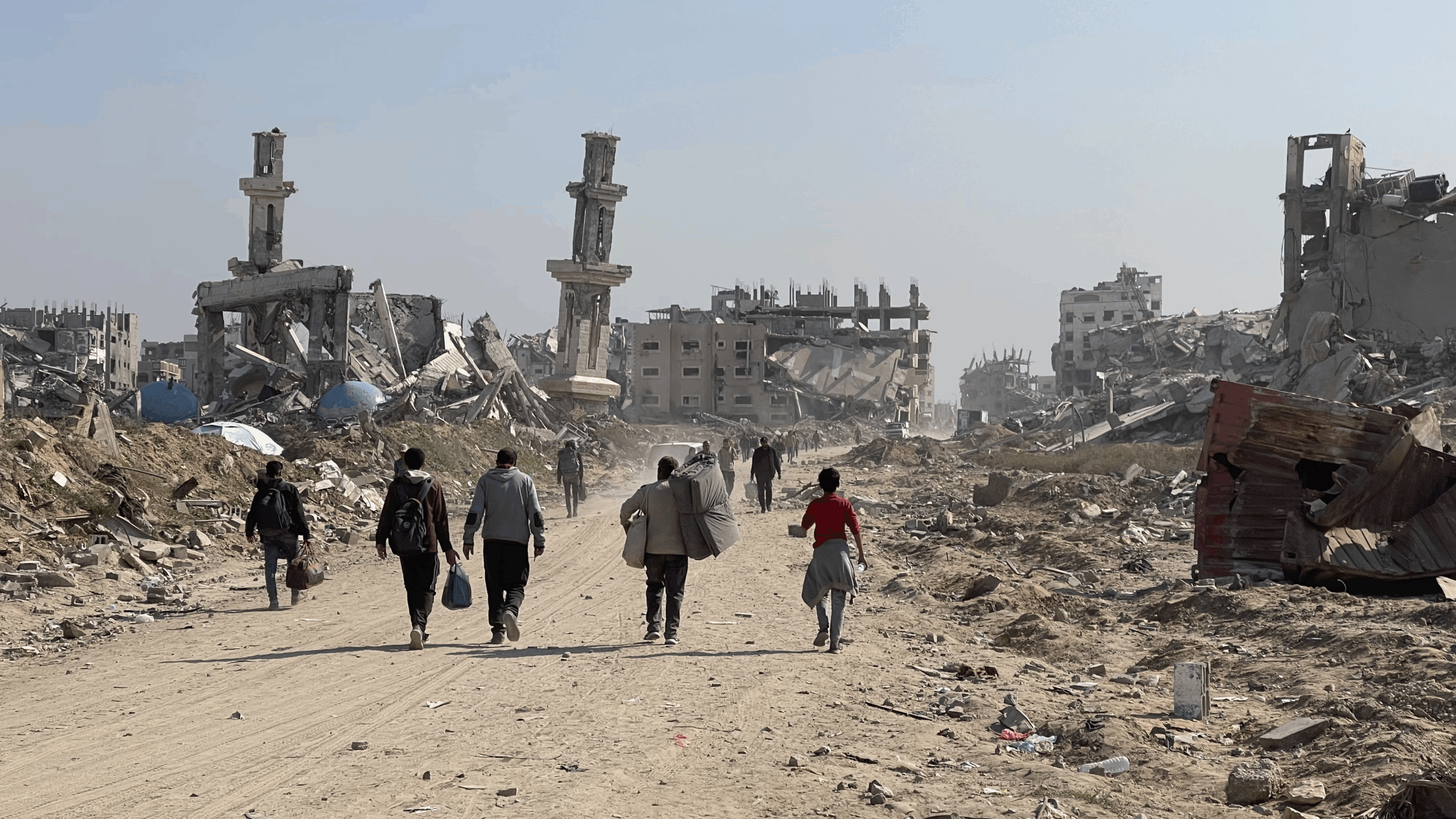 Terra arrasada: dois anos da guerra em Gaza e um rastro de destruição, fome e mortes