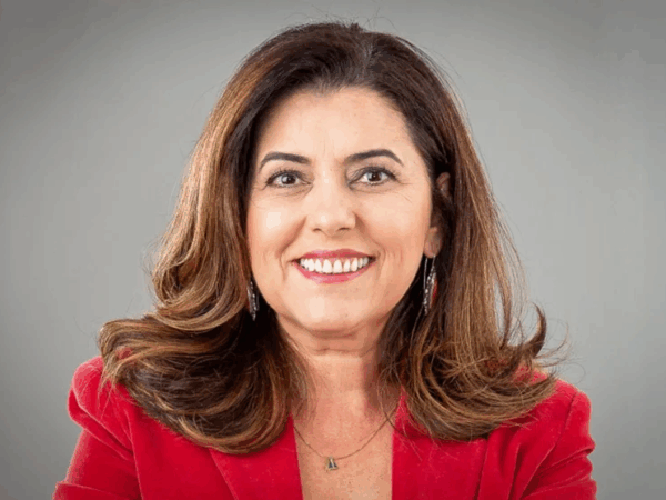 PEC 38/2025: Um ataque ao serviço público e aos direitos da população, por Gleide Andrade