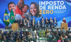 Lula sanciona isenção do IR para quem ganha até cinco salários mínimos