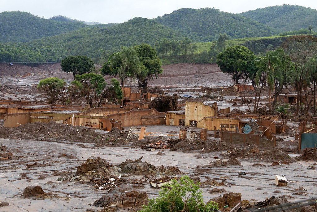 Dez anos após rompimento em Mariana, atingidos seguem em luta por reparação Dez anos após rompimento em Mariana, atingidos seguem em luta por reparação