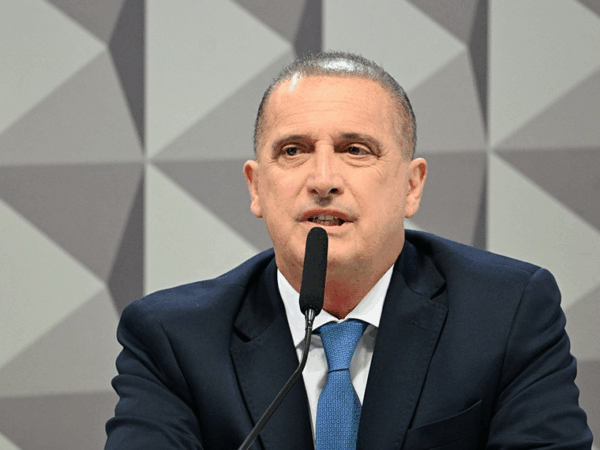 Onyx admite doação de R$ 60 mil de investigado e nega conivência no esquema do INSS