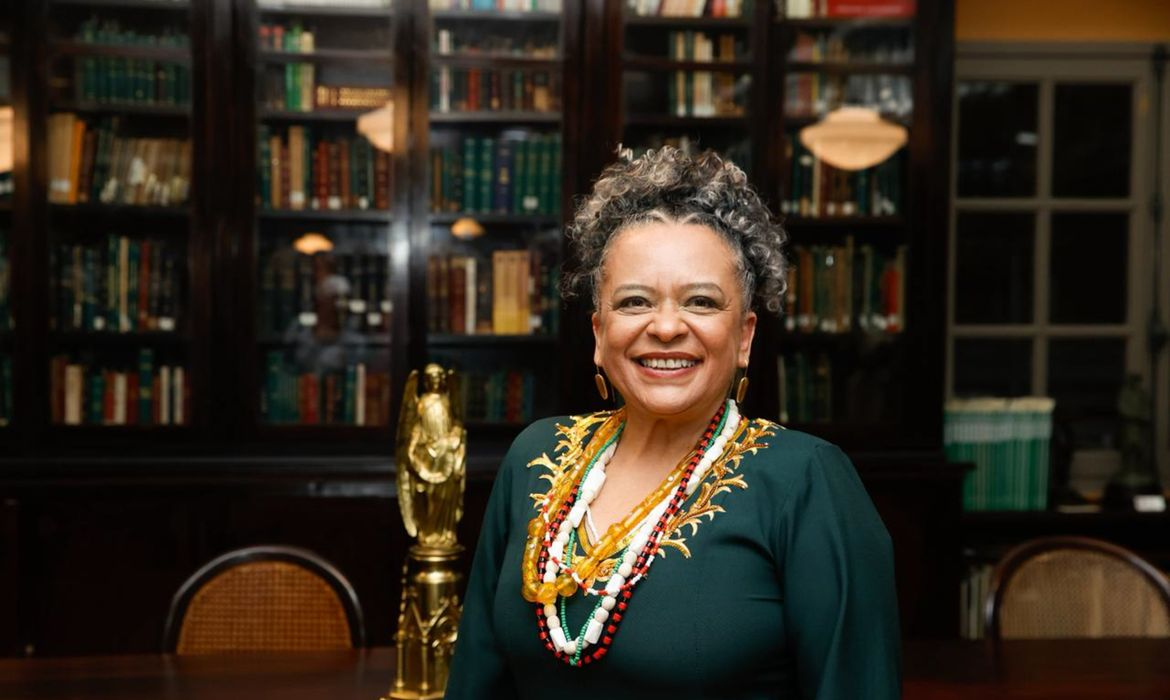 Ana Maria Gonçalves é eleita para a ABL e quebra um silêncio de 128 anos