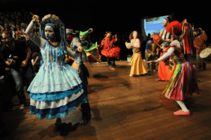 De Maricá a Dublin: experiências diversas mostram que renda básica para artistas é investimento, não gasto