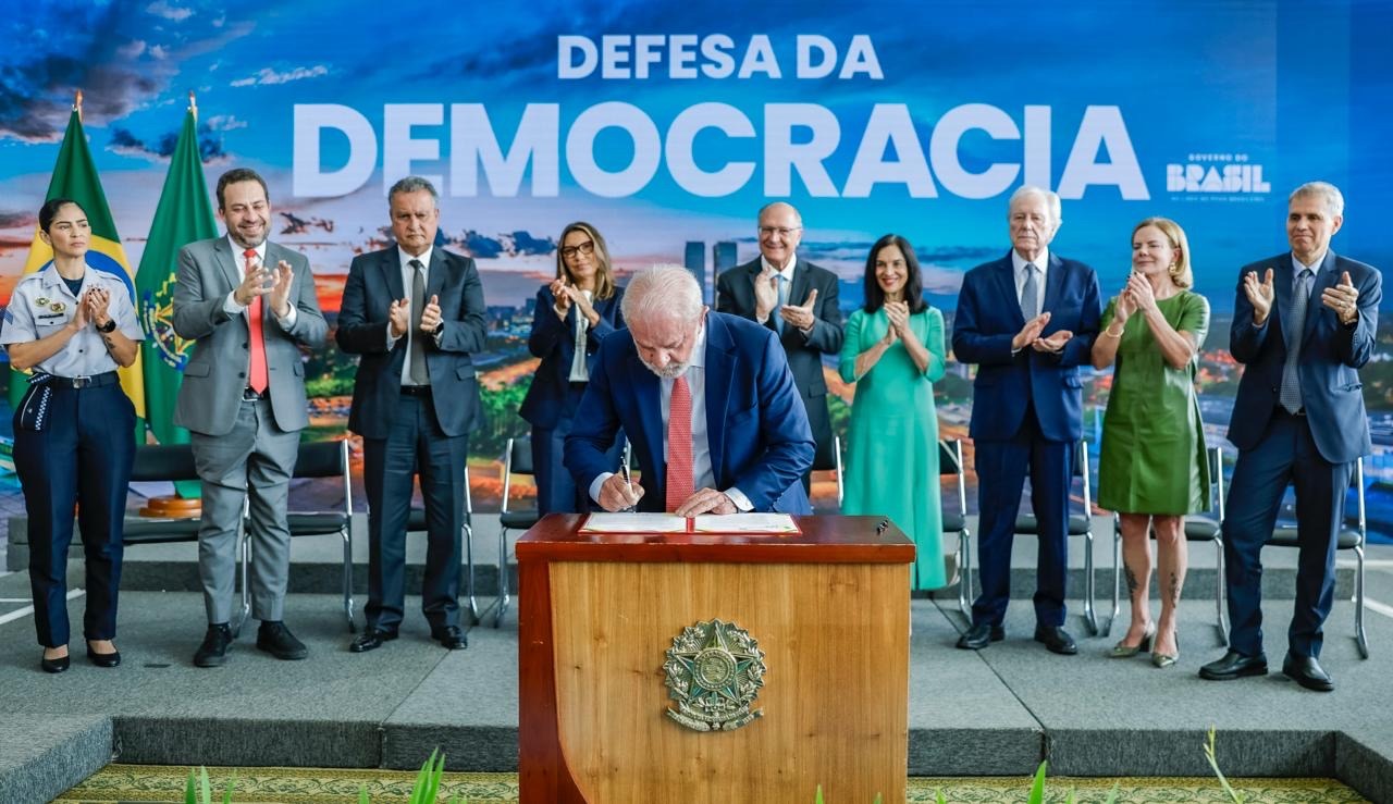 “PL da Dosimetria” é vetado integralmente pelo presidente Lula