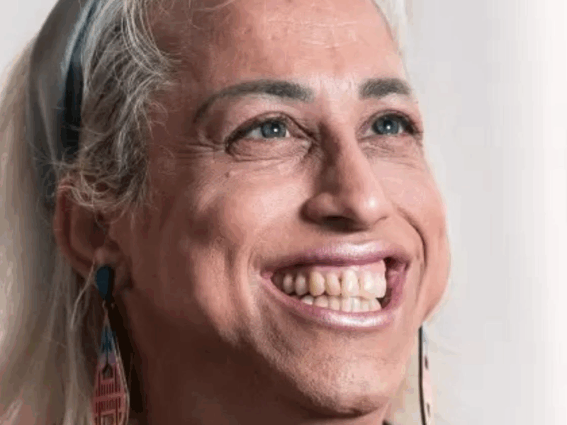 Sara York é eleita para a Academia de Letras do Estado do Rio no mês da Visibilidade Trans