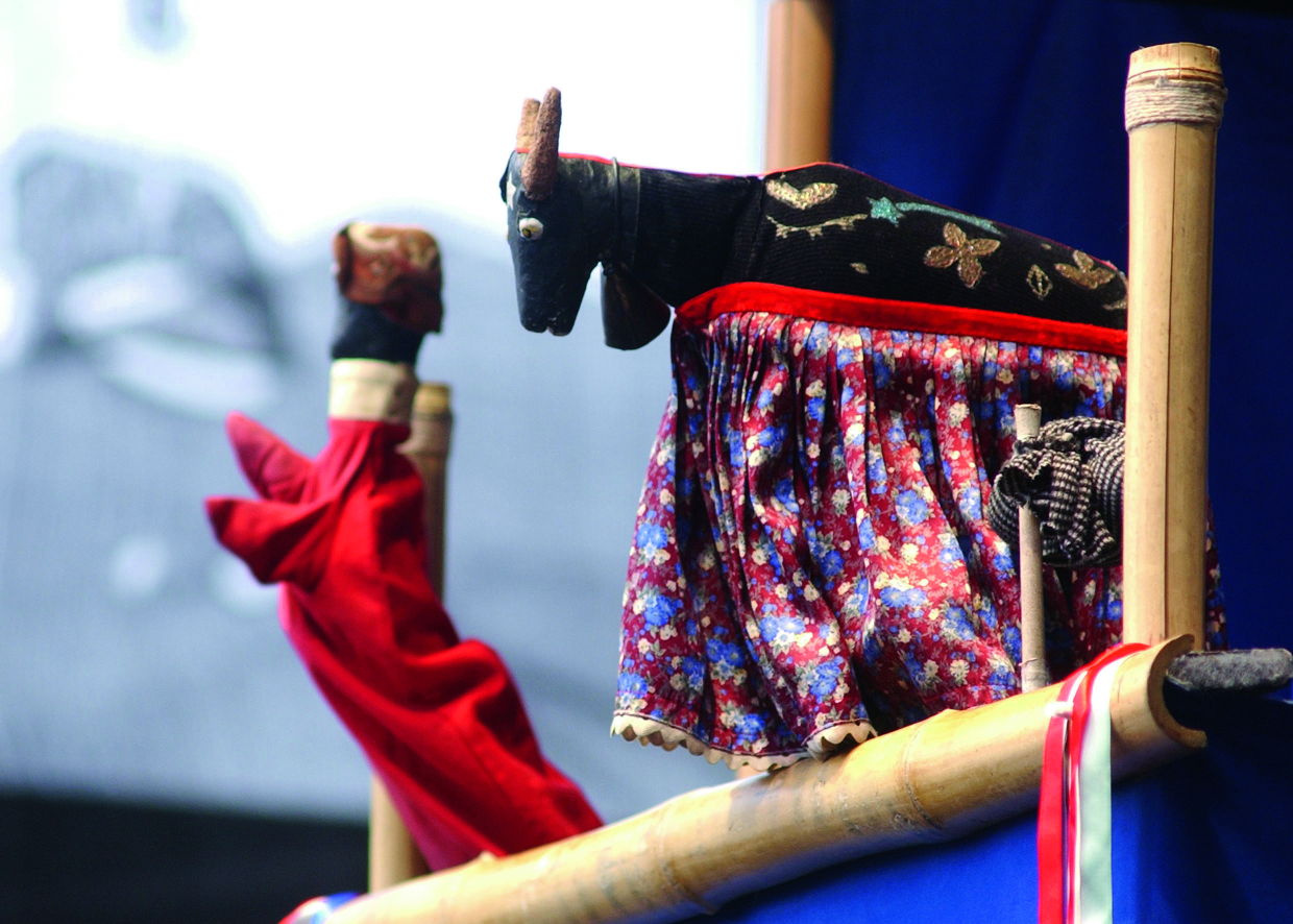 Bonecos de Teatro: Arte, Tradição e Cultura Popular