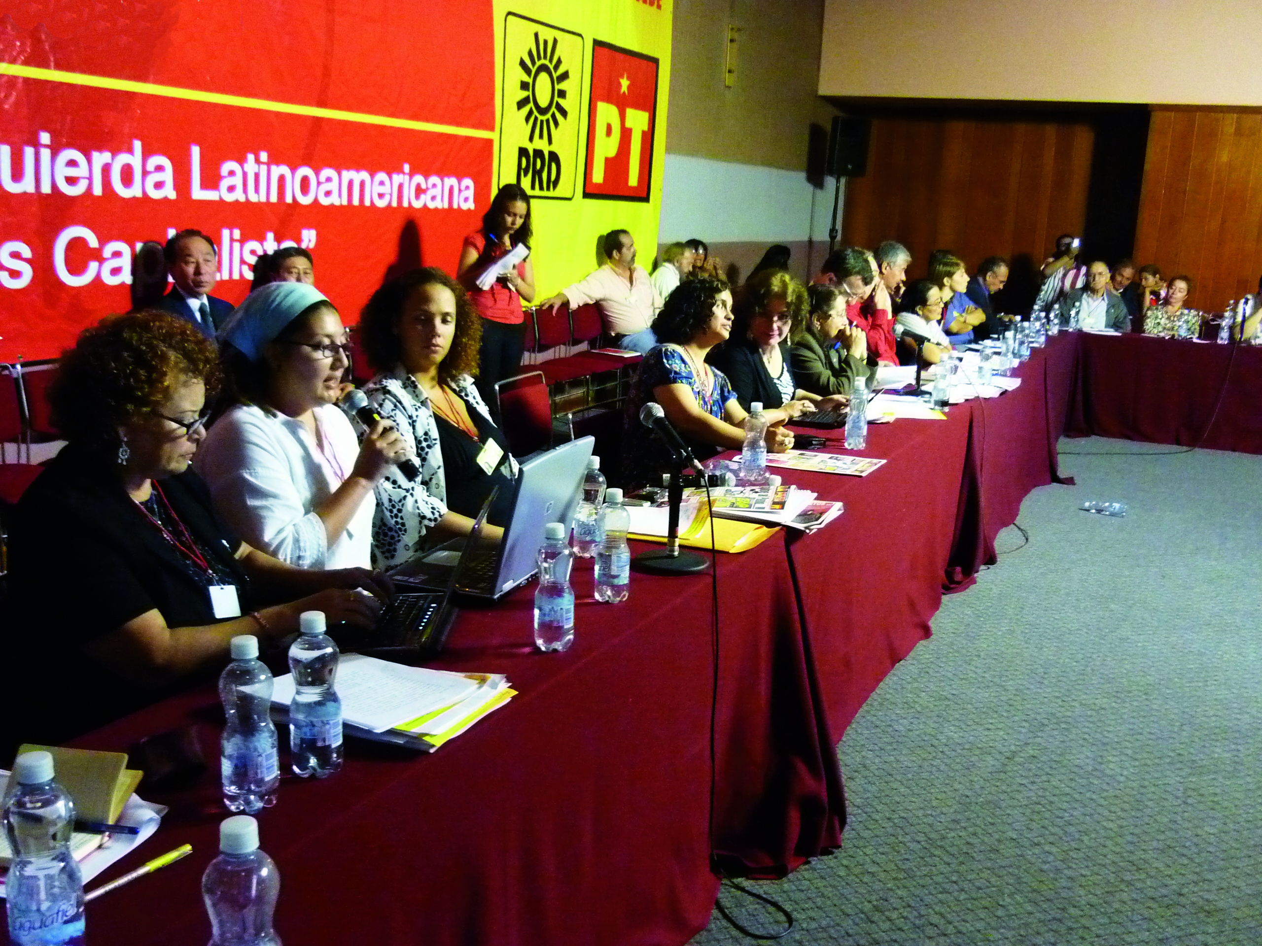 Encontro Latino-Americano da Esquerda: Debate Político