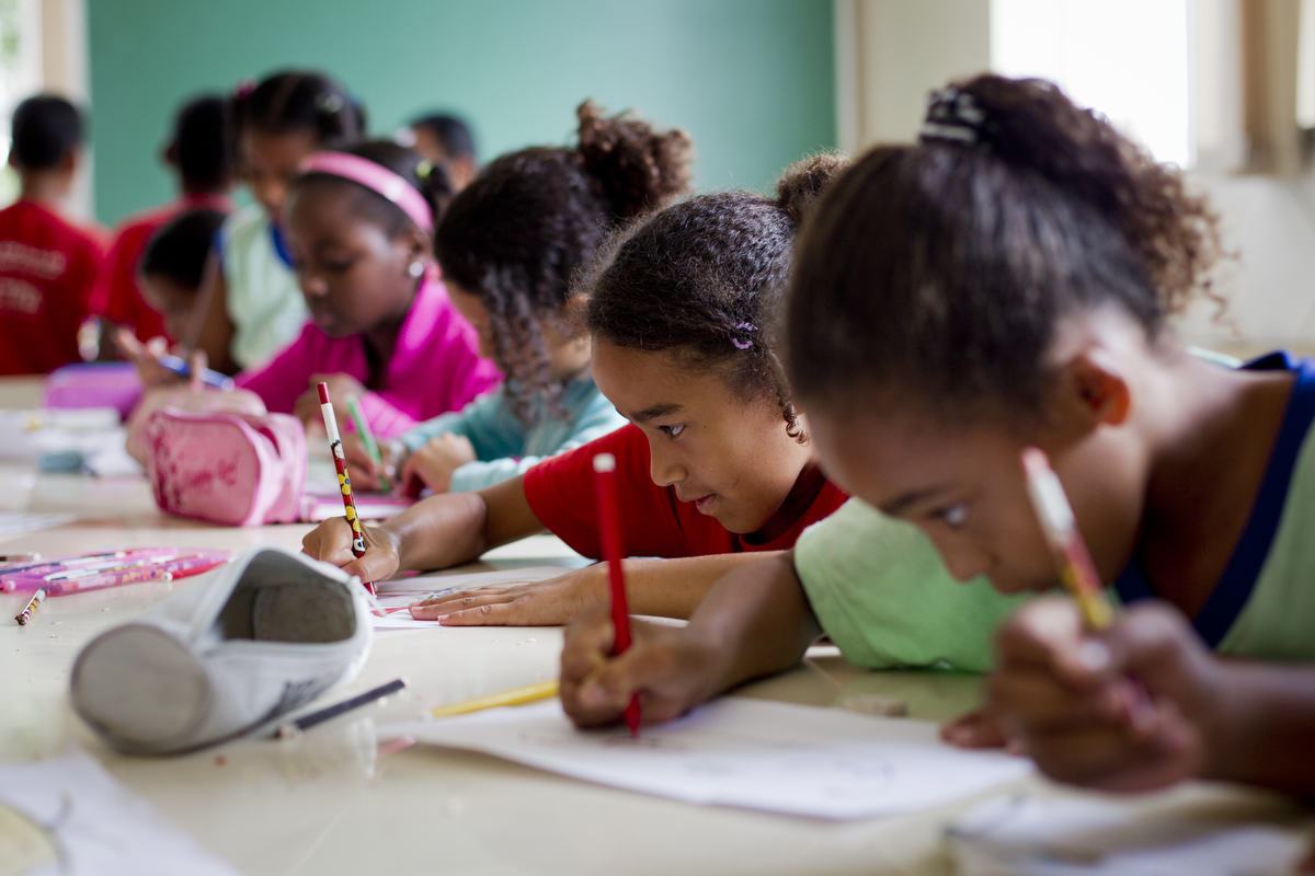 Projeto educacional de Betim aposta no ensino, dentro e fora da sala de