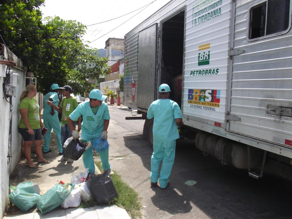 Caminhão da Coleta Seletiva Solidária