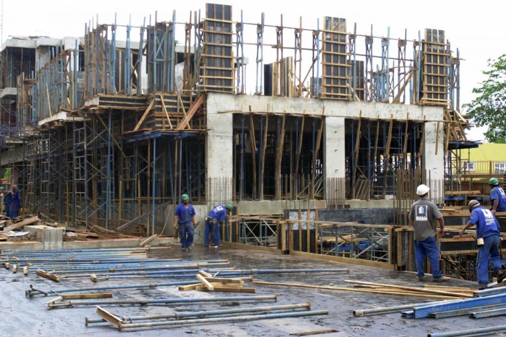 construcaocivil_17062011abr0002.jpg