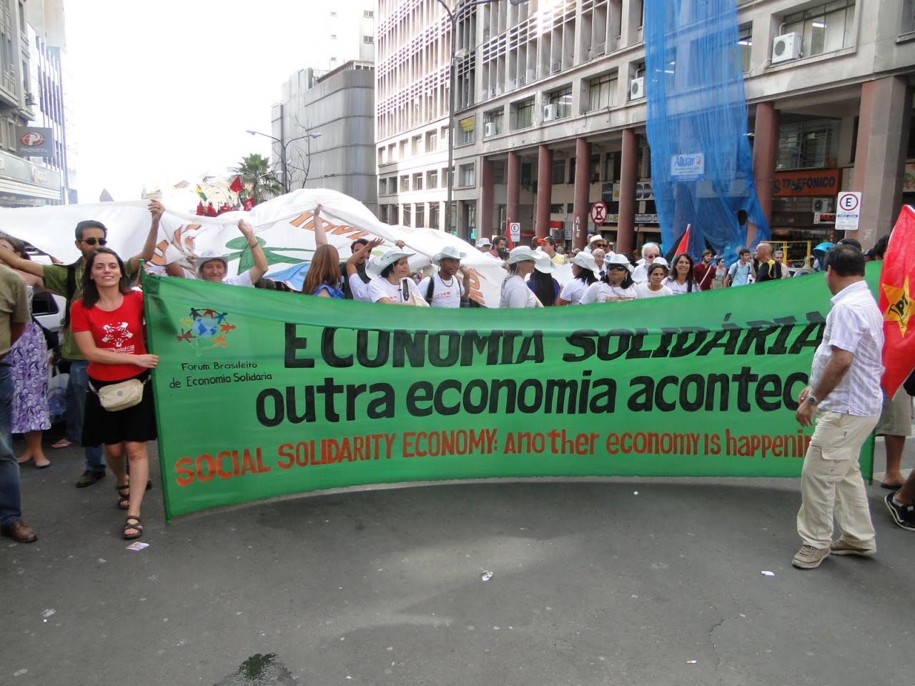 Dez anos de governo petista: é possível tornar a sociedade mais justa